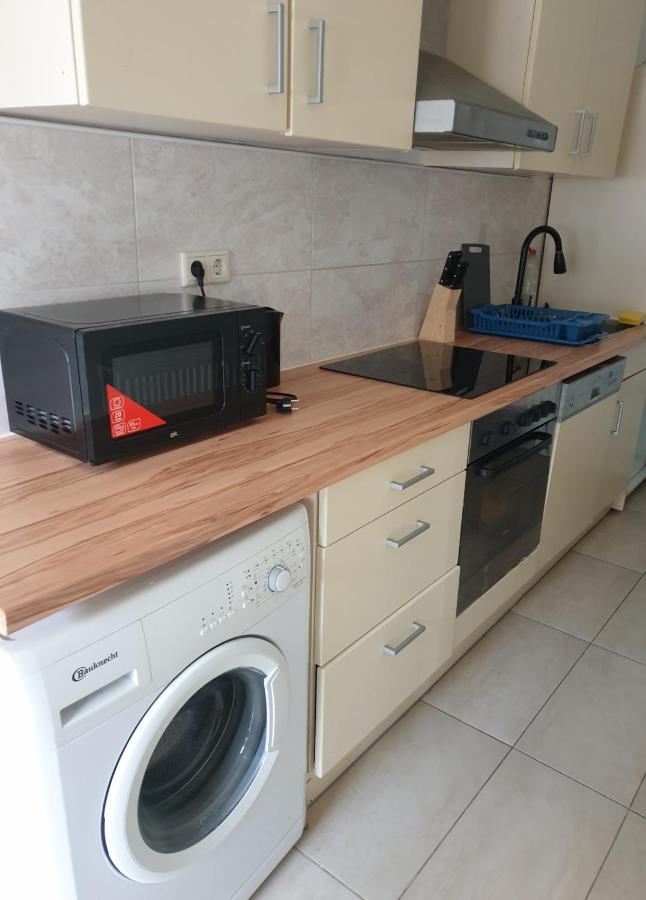 Schoene 2 Zimmer Wohnung Im Herzen Von Gleisdorf Bagian luar foto